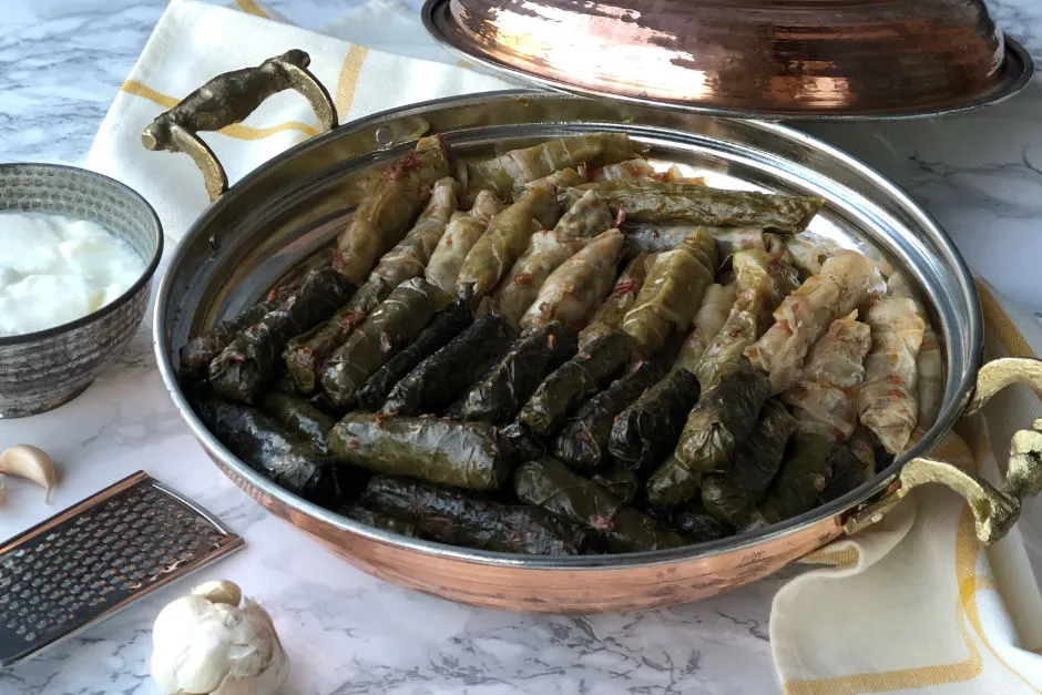 Lahana ve Asma Yapraklı Sarma tarifi