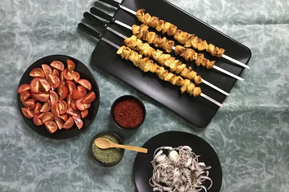 Mangal Tadında Tavuk Şiş tarifi