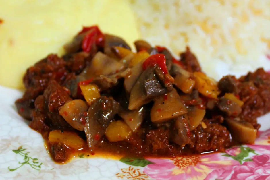 Püreli & Mantarlı Et Sote tarifi
