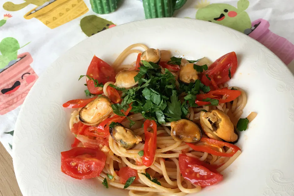 Midyeli Spagetti tarifi