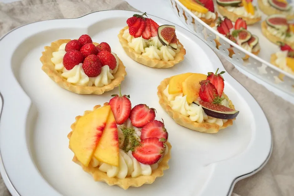 Minik Meyveli Tart tarifi
