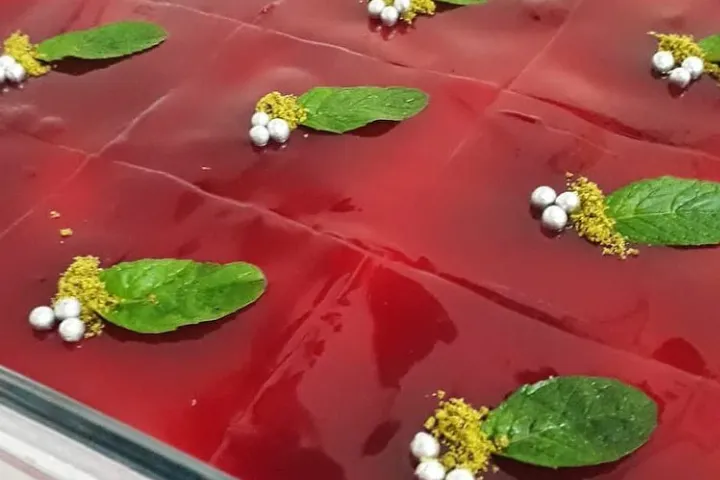 Nar Soslu Etimek Tatlısı tarifi