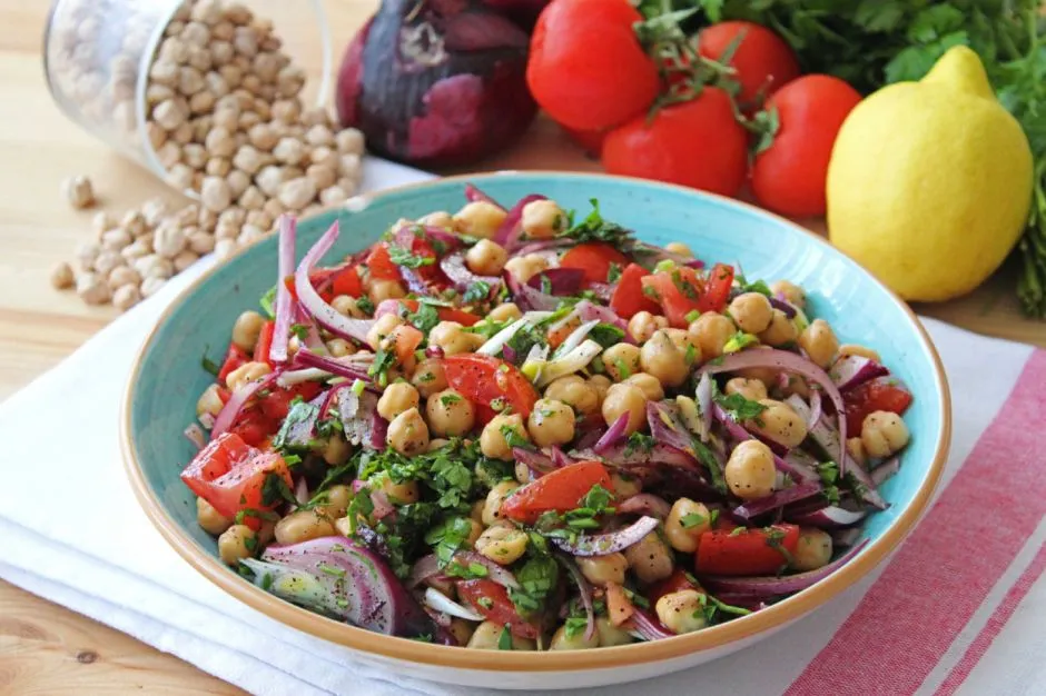 Nohut Salatası tarifi