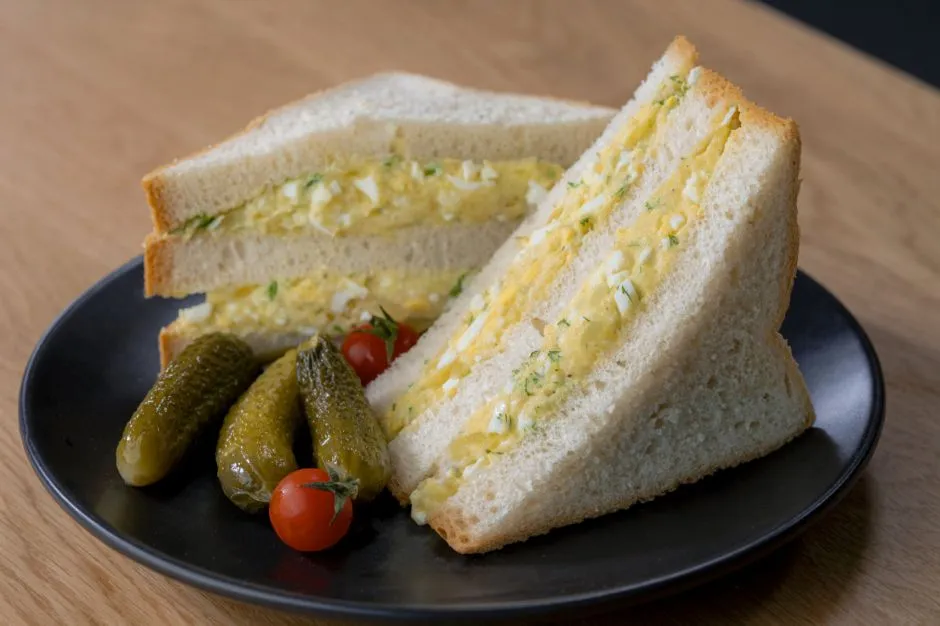 Patatesli Yumurtalı Sandviç tarifi