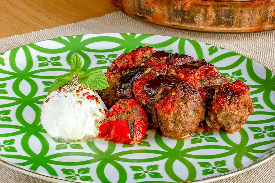 Fırında Patlıcan Kebabı tarifi