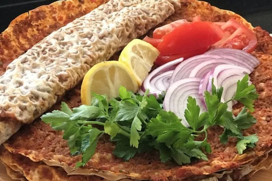 Pratik Lavaş Lahmacun tarifi