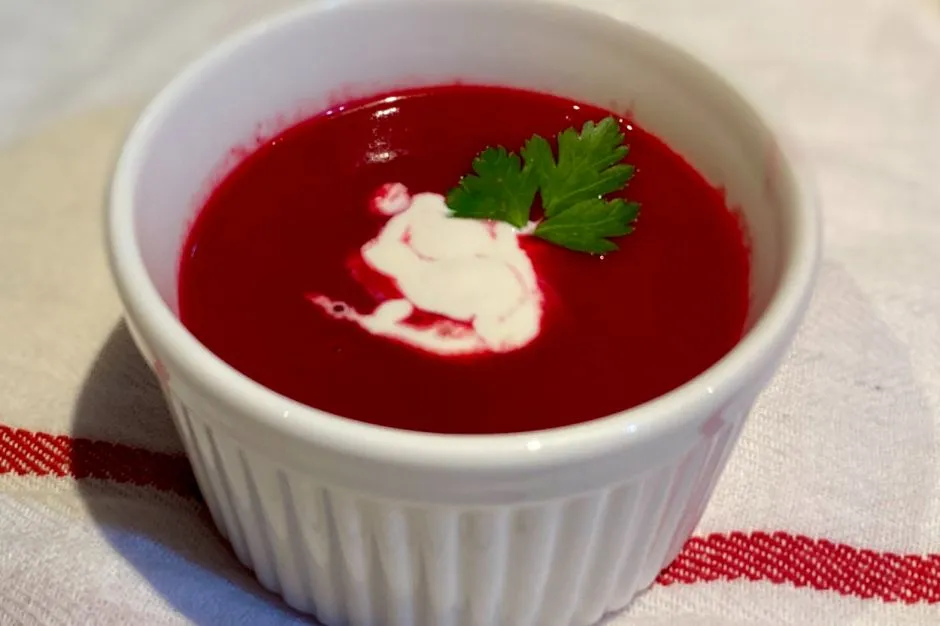 Pratik Pancar Çorbası tarifi