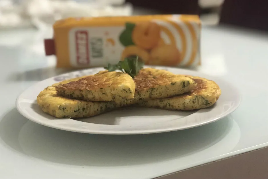 Puf Puf Omlet Böreği tarifi