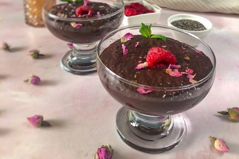 Romantik Chia Puding tarifi