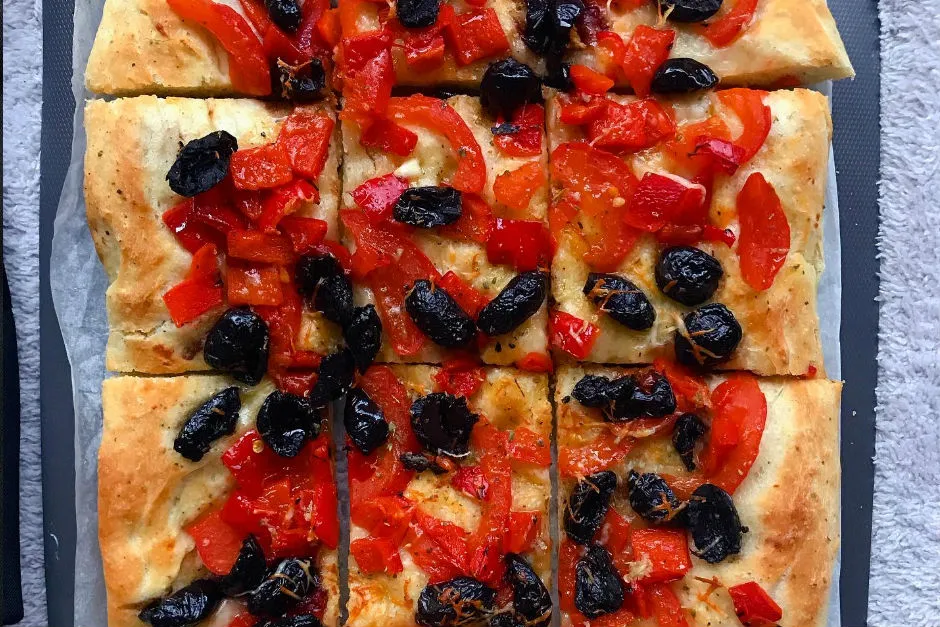 Sebzeli Focaccia tarifi