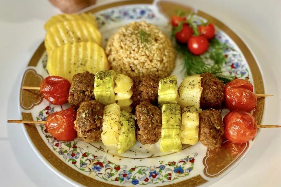 Fırında Şiş Köfte tarifi