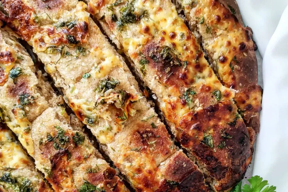 Siyez Unlu Sarımsaklı Ekmek tarifi