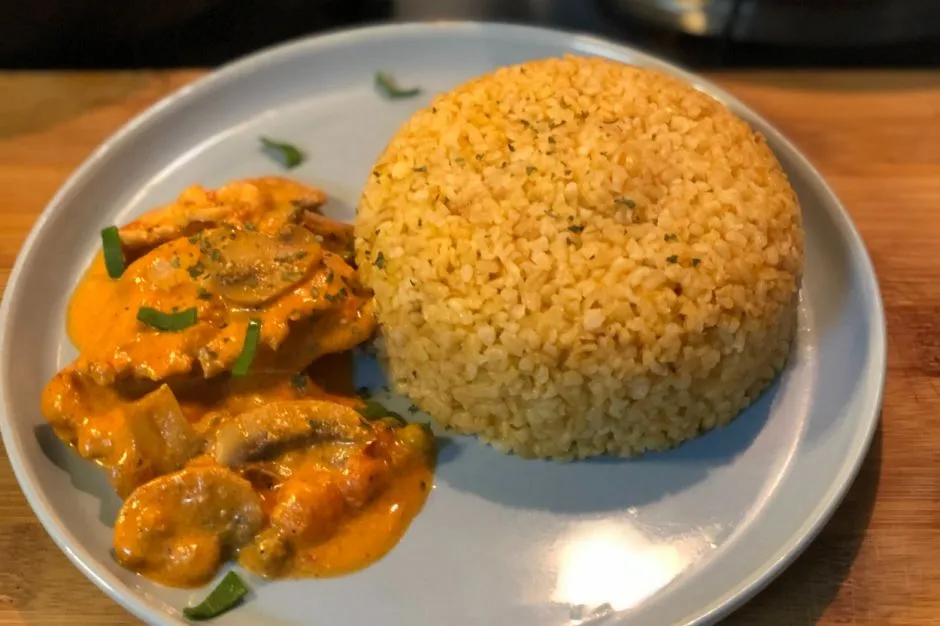 Soslu Tavuk Yemeği tarifi