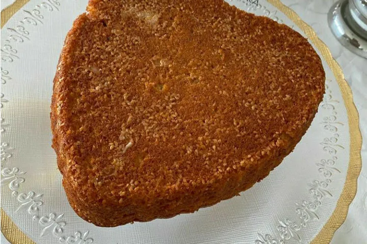 Susamlı Kolay Kek tarifi