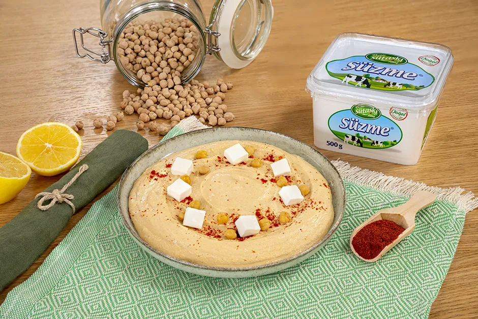 Süzme Peynirli Humus tarifi