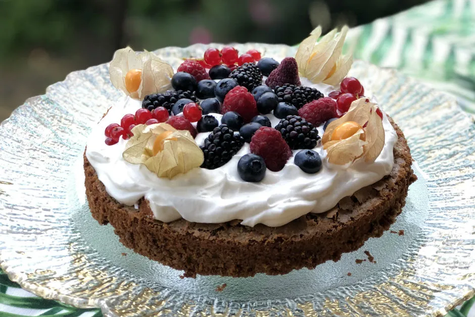 Sütlü Çikolatalı Brownie tarifi