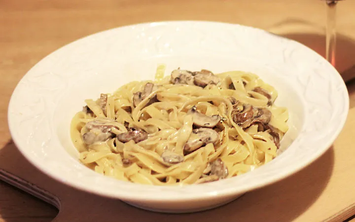 Rokfor Soslu Mantarlı Tagliatelle tarifi