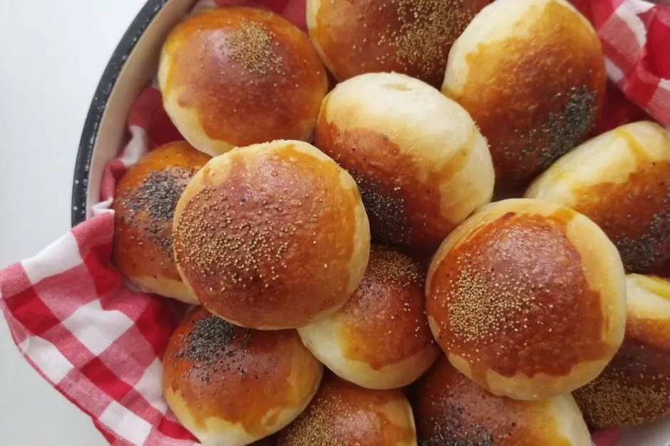 Tam Ölçülü Pofuduk Poğaça tarifi
