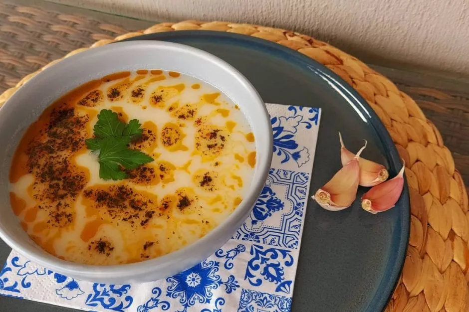 Tavuk Paçası Çorbası tarifi