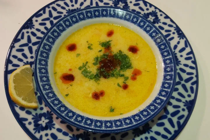 Tavuk Sulu Havuç Çorbası tarifi