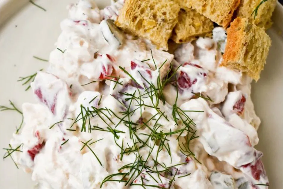 Tavuklu Köz Biberli Salata tarifi