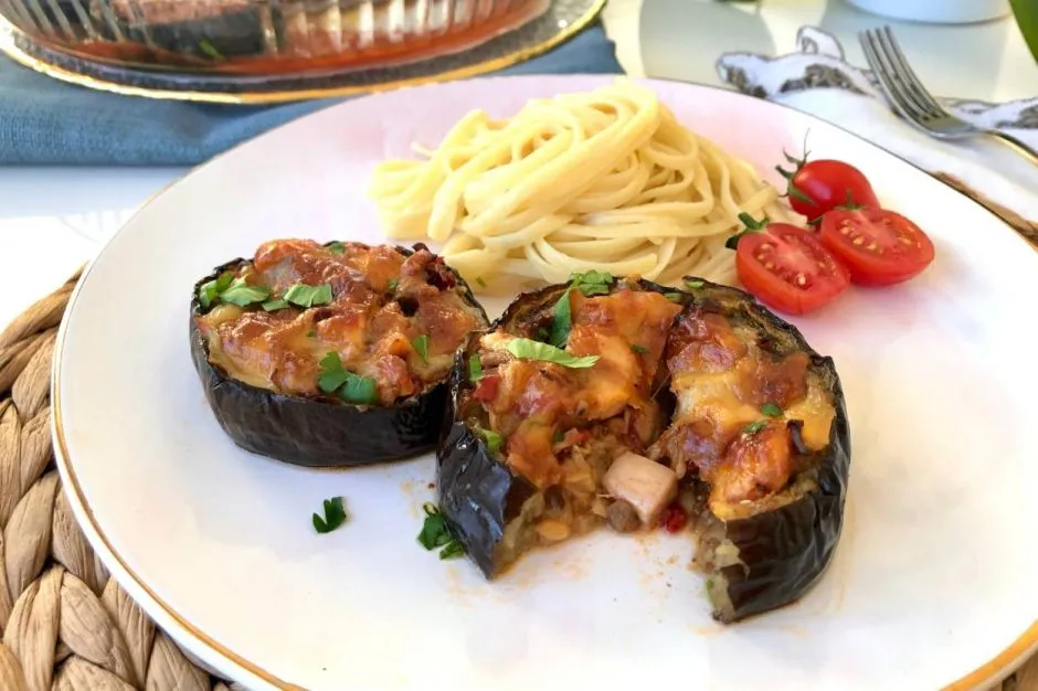 Tavuklu Mantarlı Patlıcan Dilimleri tarifi