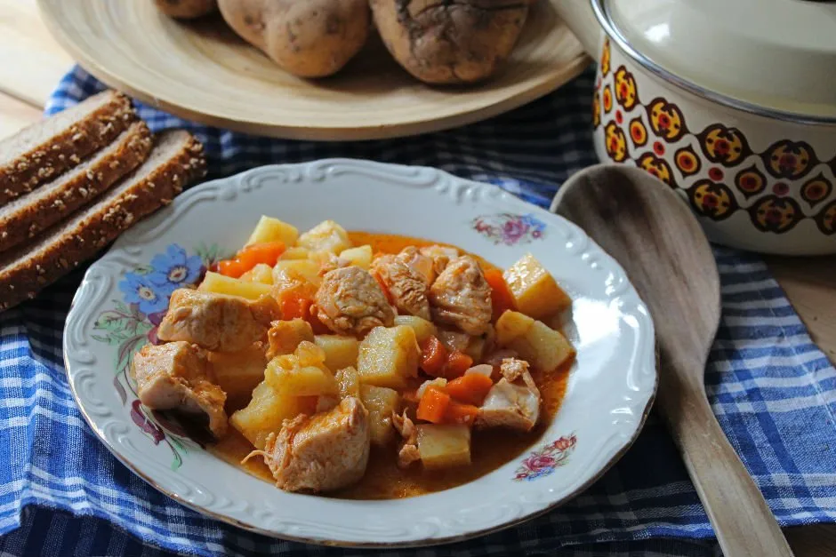 Tavuklu Patates Yemeği tarifi