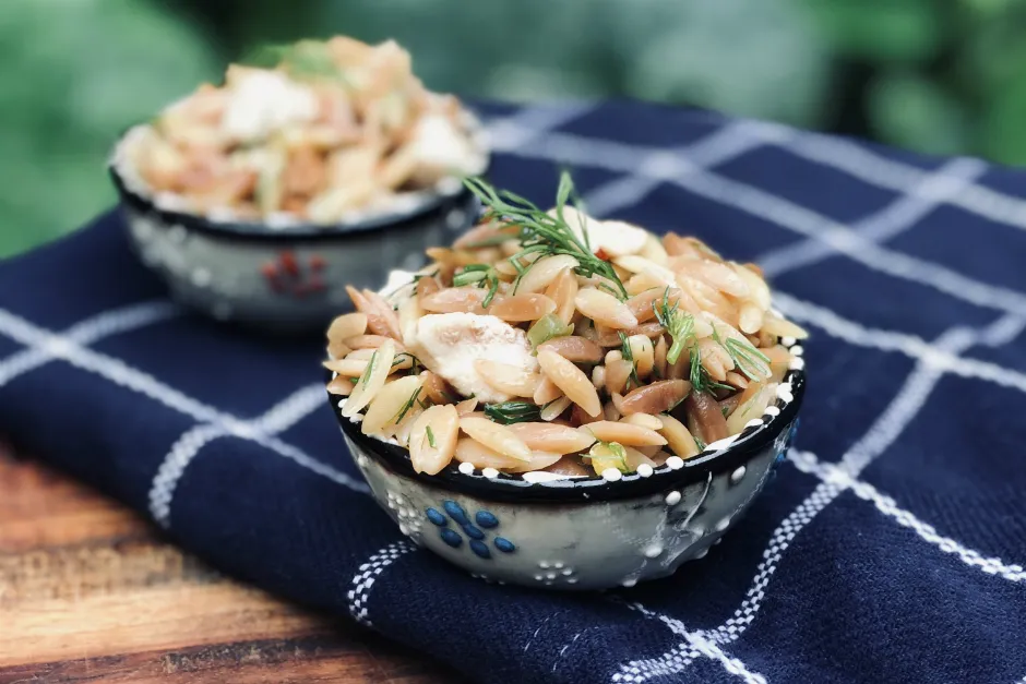 Tavuklu Şehriye Salatası tarifi