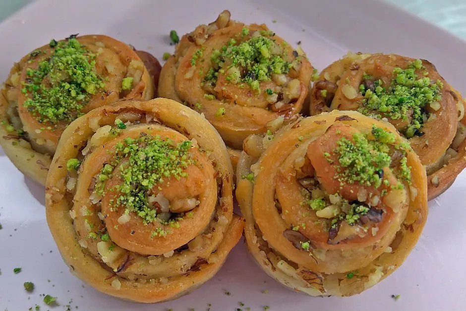 Tek Lokmalık Fındıklı Rulo tarifi