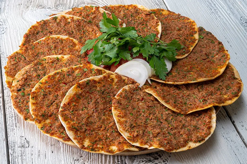 Tembel Lahmacunu tarifi