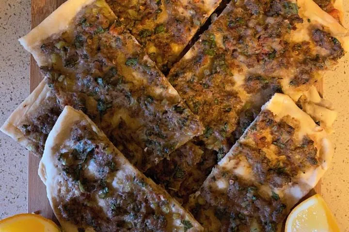 Tepside Etli Ekmek tarifi