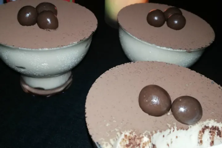 Tiramisu Mus tarifi