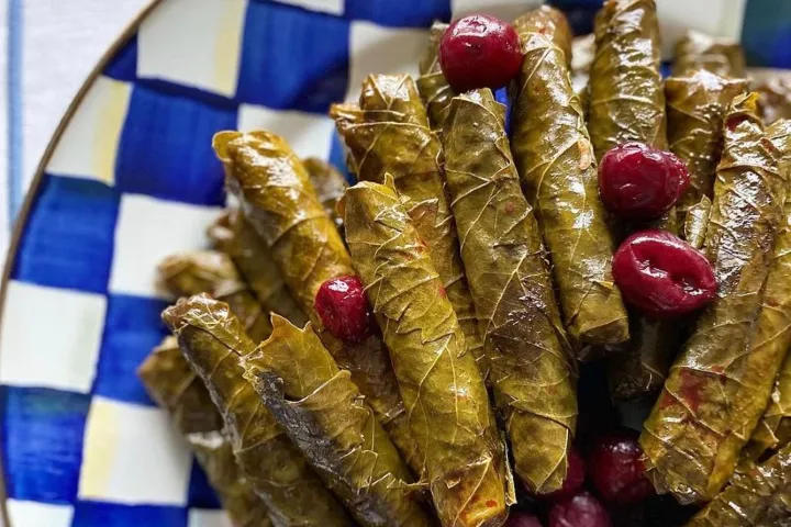 Vişneli Yaprak Sarma tarifi