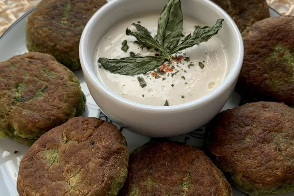 Yoğurt Soslu Falafel tarifi