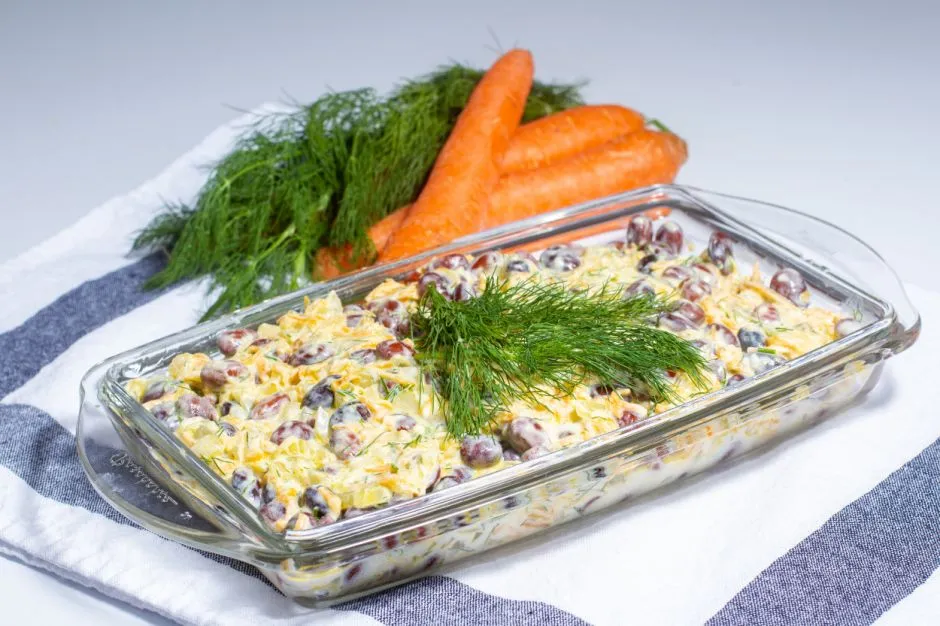 Yoğurtlu Barbunya Salatası tarifi