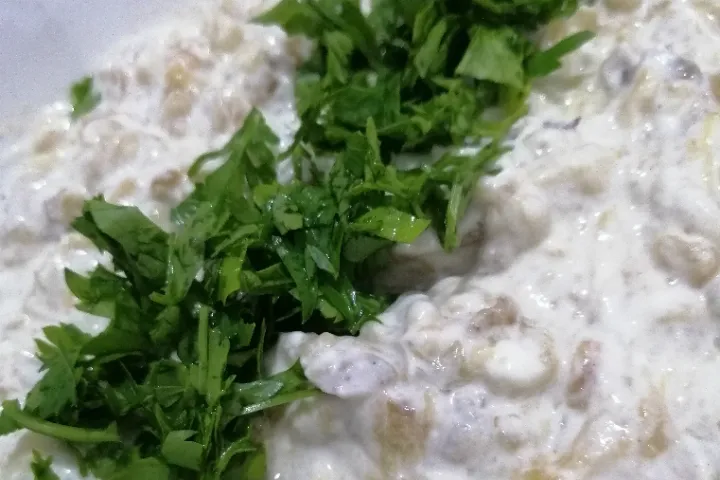 Yoğurtlu Köz Patlıcan tarifi
