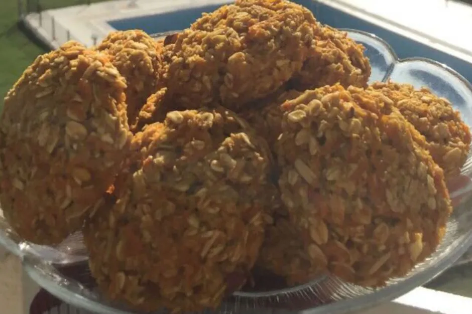 Yulaflı Havuçlu Kurabiye tarifi