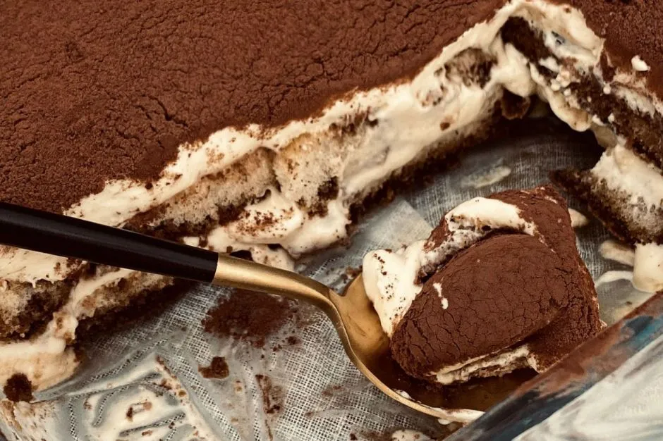 Çiğ Yumurtasız Tiramisu tarifi