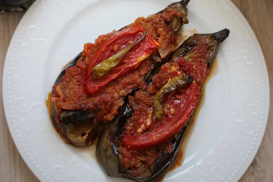 Zeytinyağlı Karnıyarık tarifi